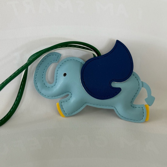 Cute Fly Elephant l Bag Pendant With Name Tag, Keychain Pendant - Picture 4 of 5